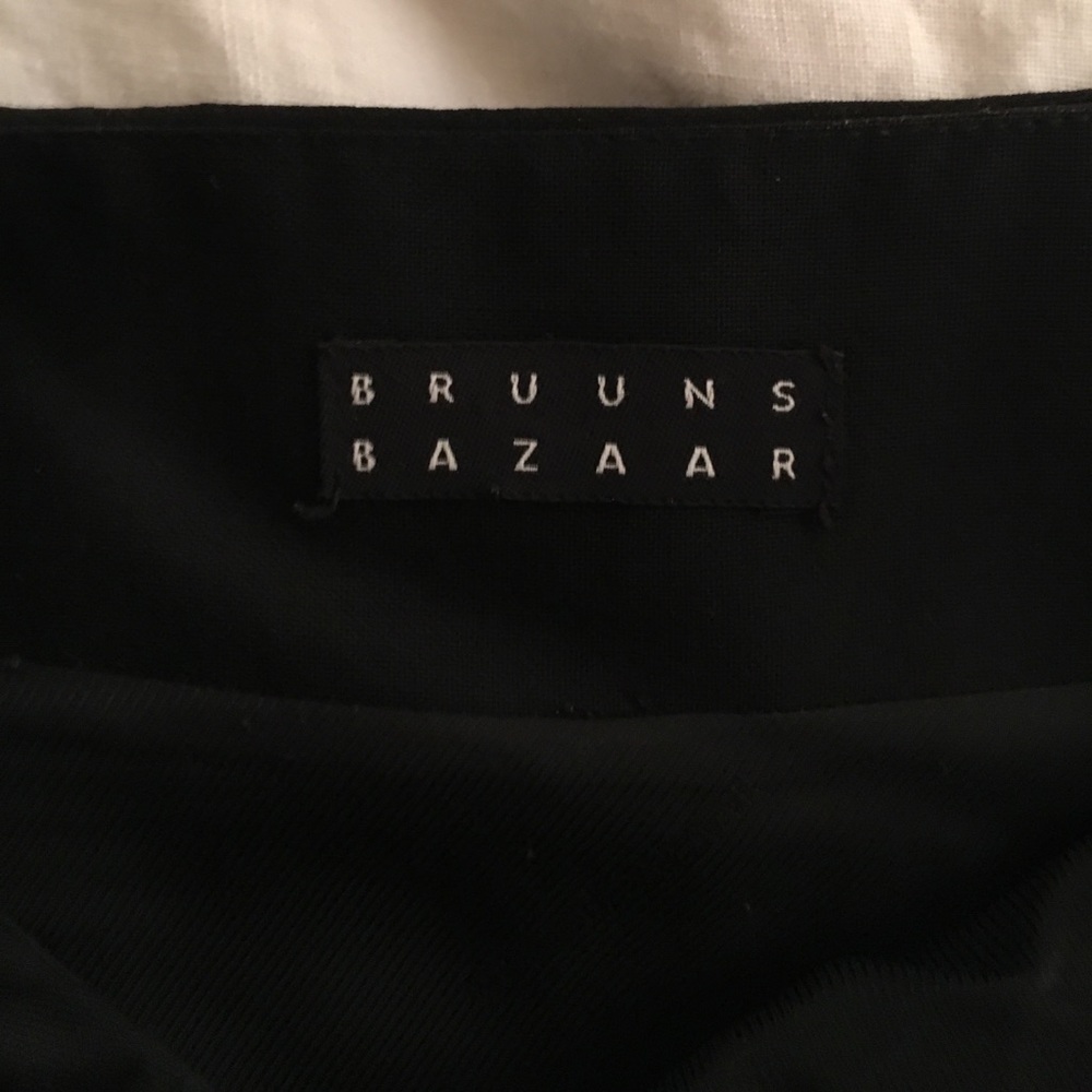 Bruuns Bazaar black pencil skirt. Sz 38. - Picture 5 of 7